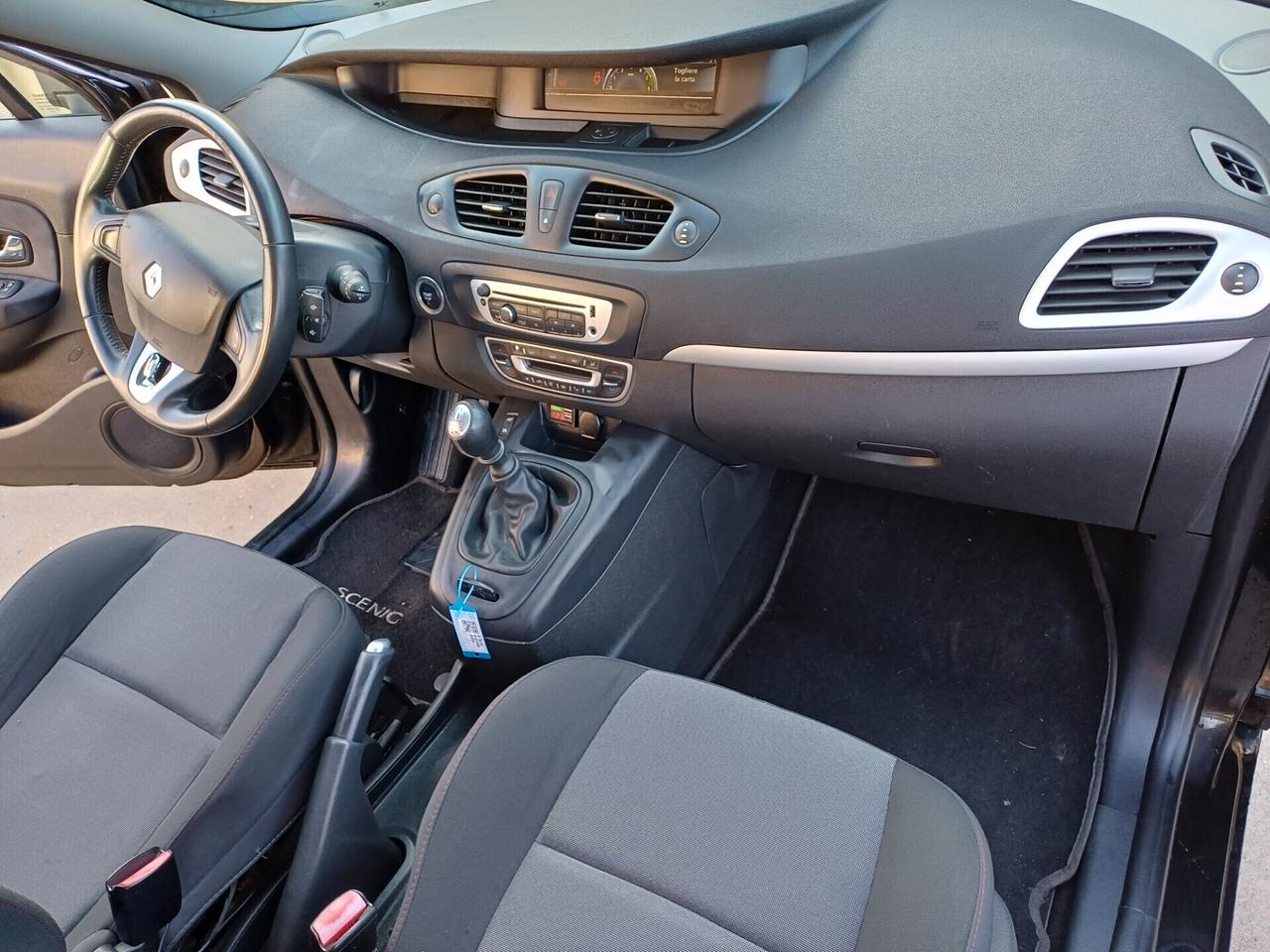 Renault Scenic dCi 110 CV (7 posti)