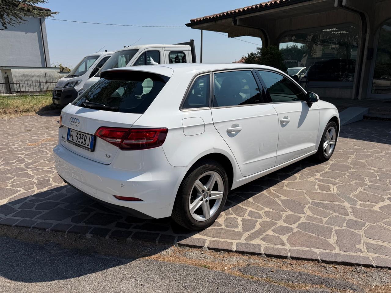 Audi A3 SPB 1.6 TDI S tronic Business