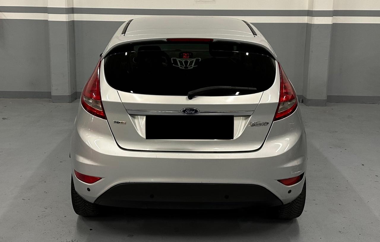 Ford Fiesta 1.4 TDCi 5p. Titanium