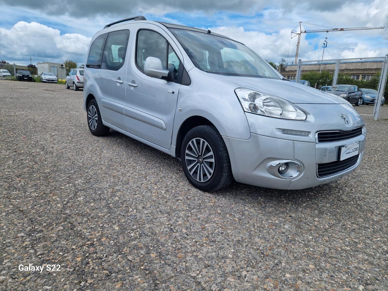 Peugeot Partner Tepee 1.6 e-HDi 92 CV S&S Outdoor