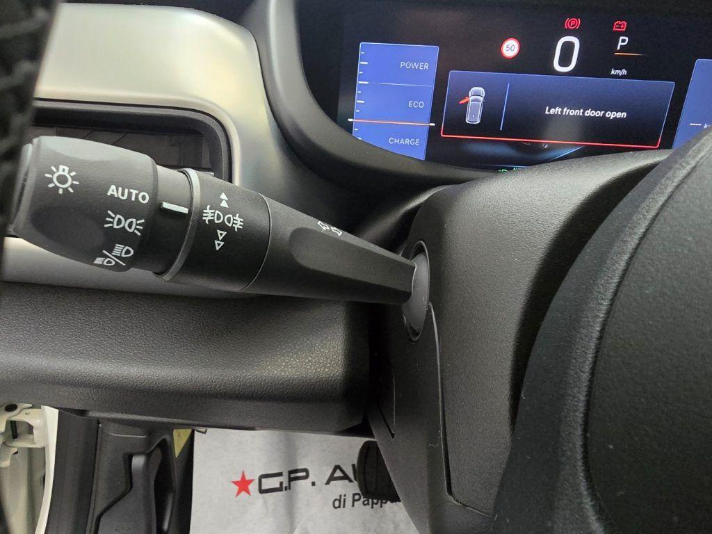 Jeep Avenger 1.2 Turbo 100 CV e-Hybrid Summit