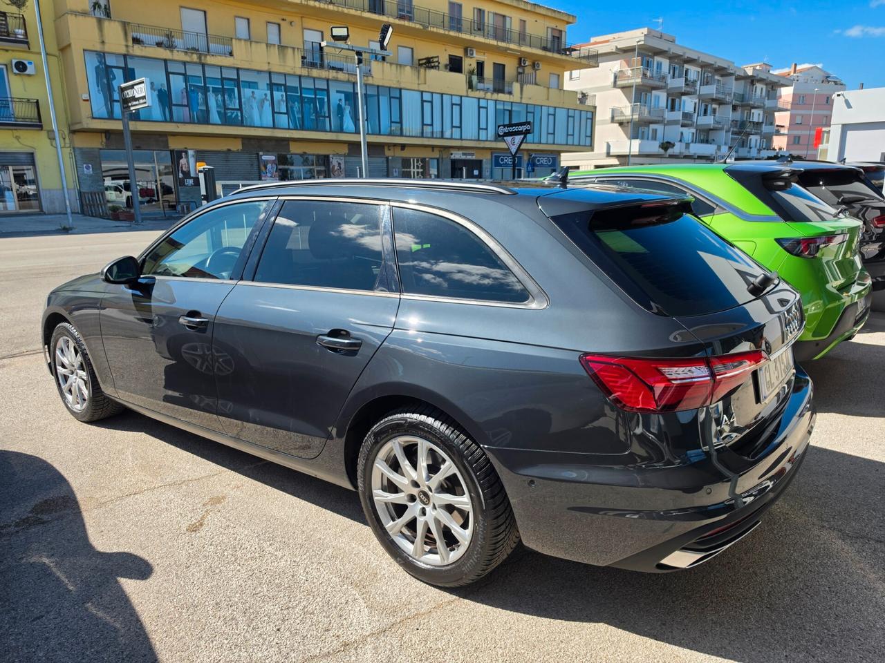 Audi A4 Avant 35 TDI/163 CV S tronic Business Advanced