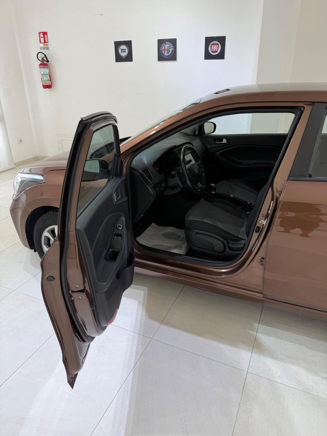 Hyundai i20 1.2 5 porte Econext Connectline