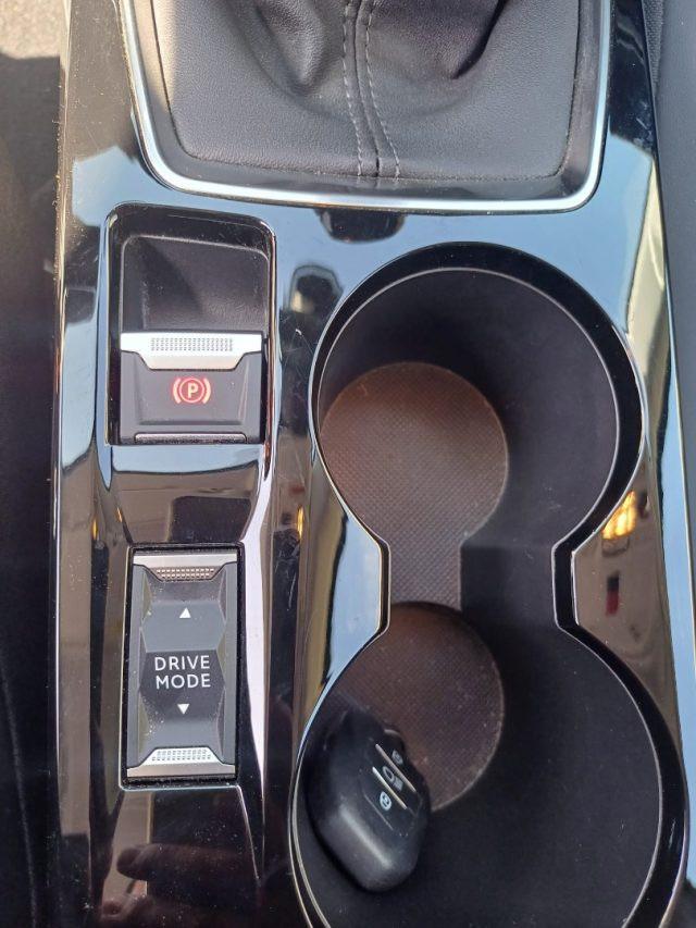 PEUGEOT 208 1200 PURETECH ALLURE 100CV NAV LED"16