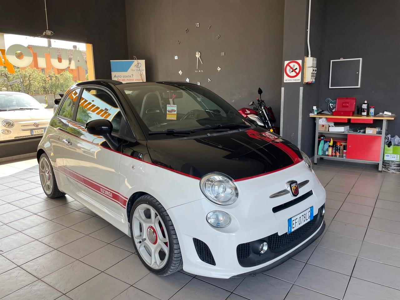 Abarth 500 C 1.4 Turbo T-Jet MTA Bicolore