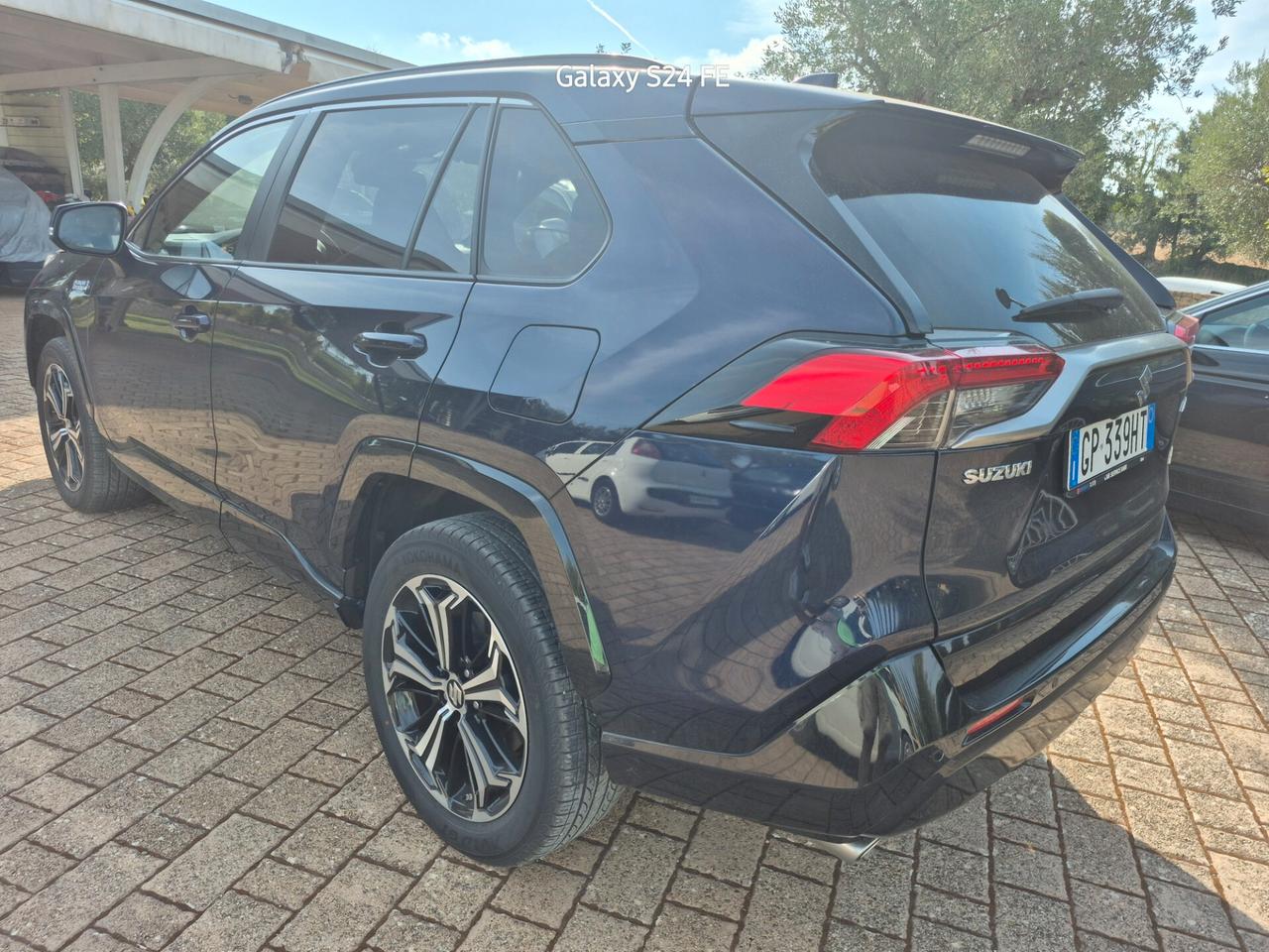 Suzuki Across 2.5 Plug-in Hybrid E-CVT 4WD Top