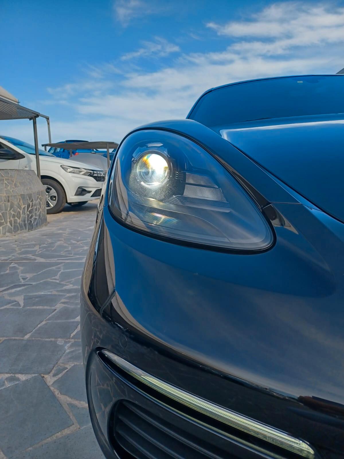 Porsche 718 Spyder 718 Cayman 2.0