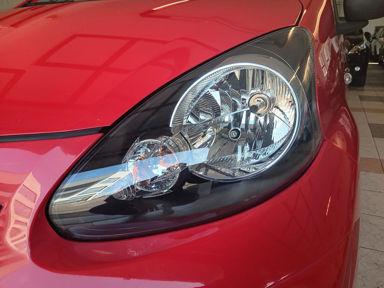 Toyota Aygo 1.0 12V VVT-i 5 porte Active Connect