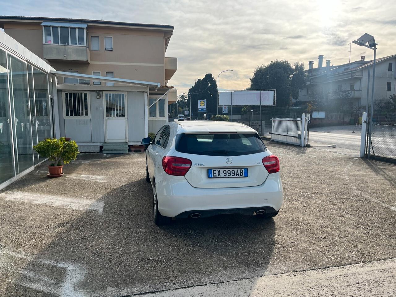 Mercedes-benz A 180 A 180 d Executive