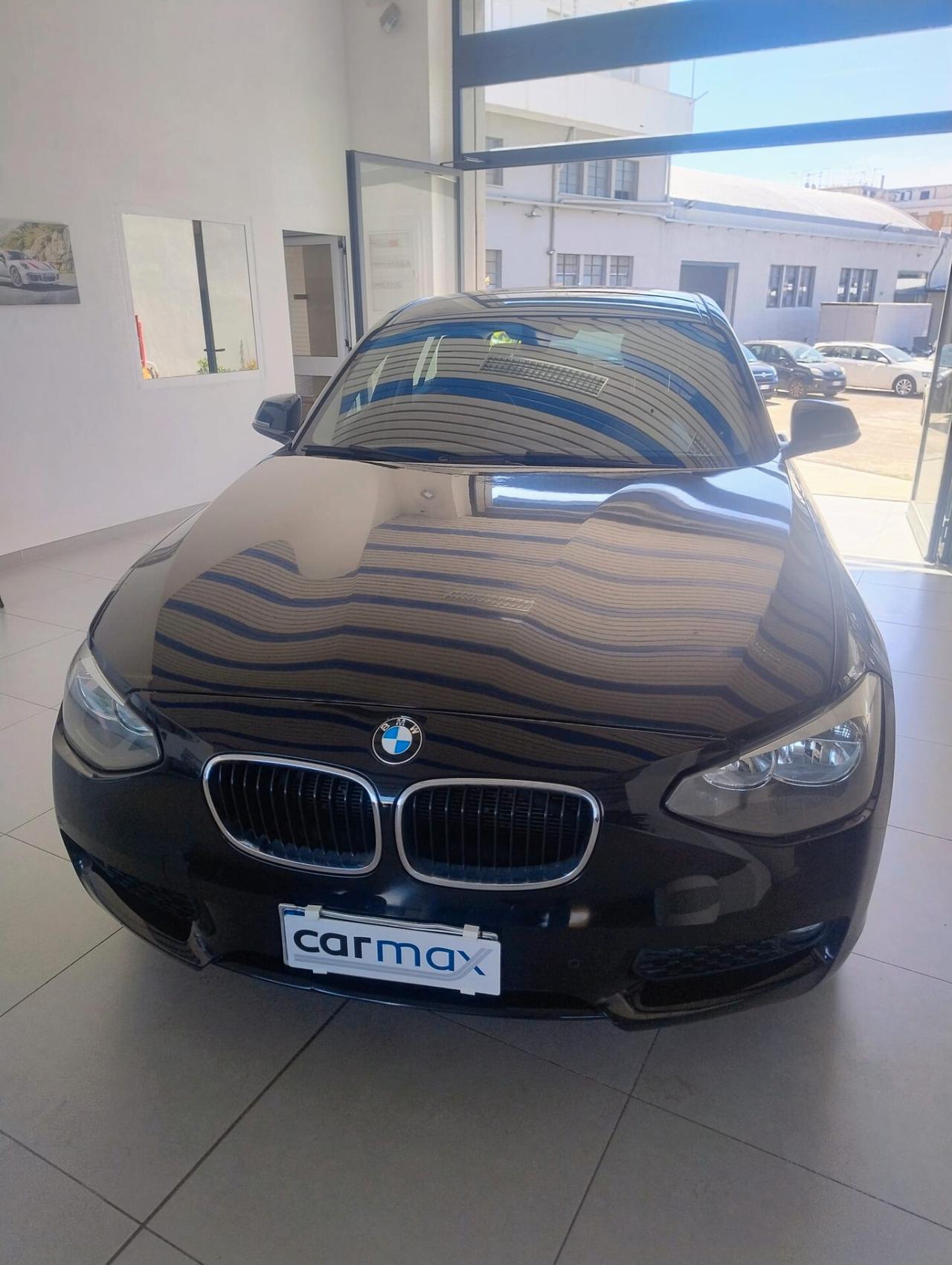 Bmw 116 116d 5p. Urban