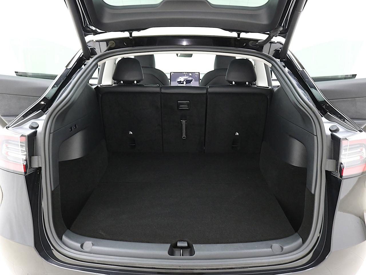 Tesla Model Y Long Range Dual Motor AWD