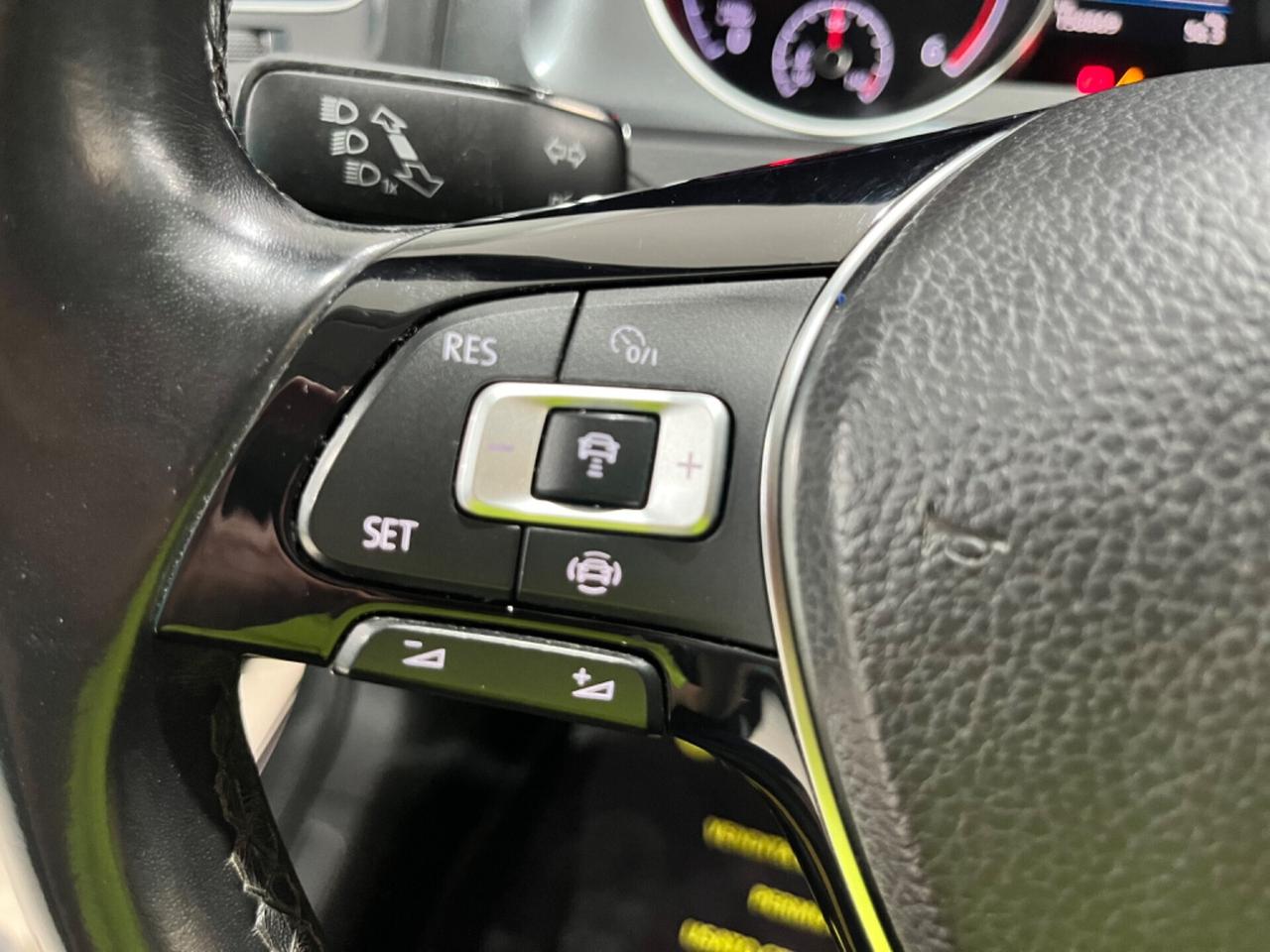 VOLKSWAGEN GOLF 2018 AUTOMATICA *KM CERTIFICATI *UNICOPROPRIETARIO