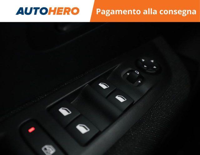 PEUGEOT 208 Hybrid 100 e-DCS6 Style