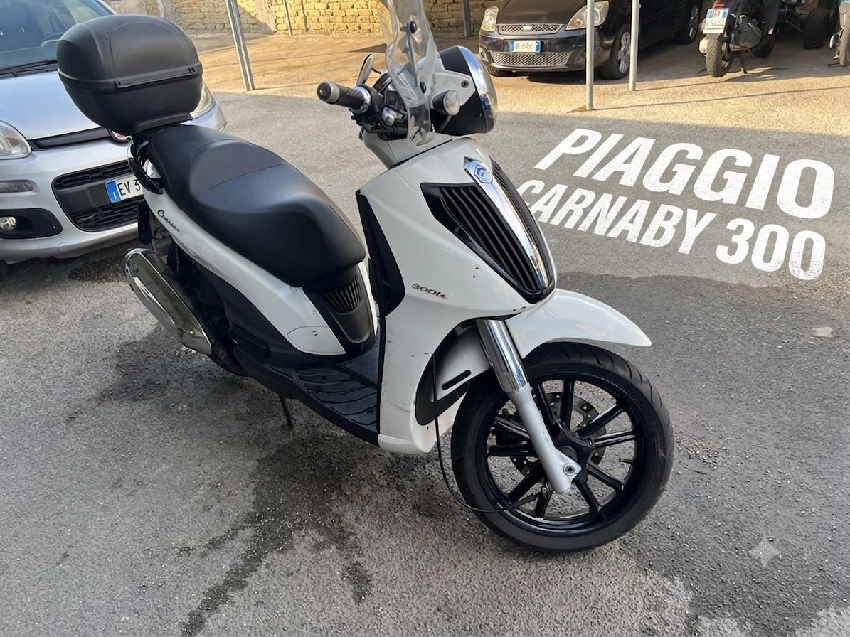 Piaggio Carnaby 300