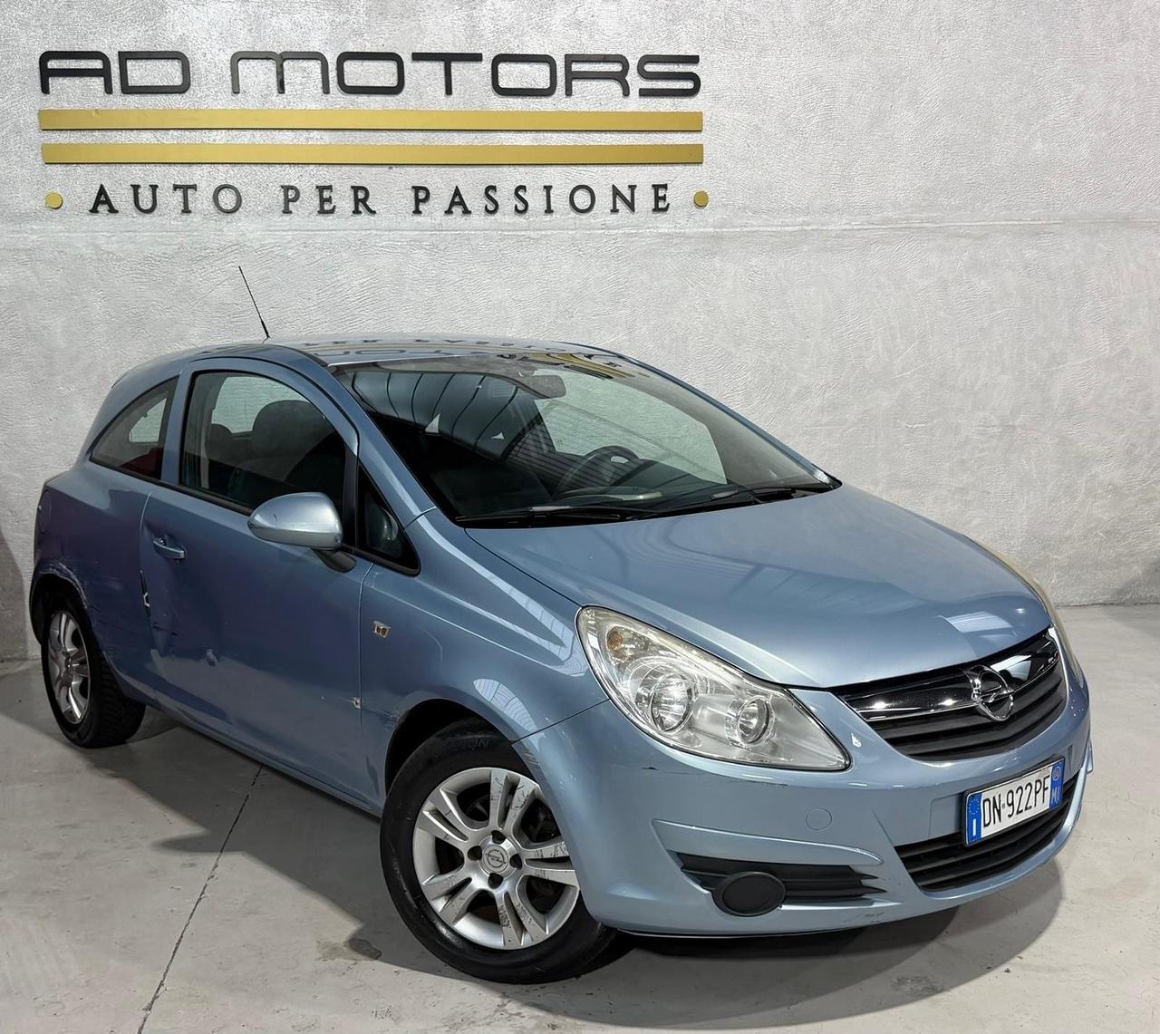 Opel Corsa Diesel 5 posti Neopatentati