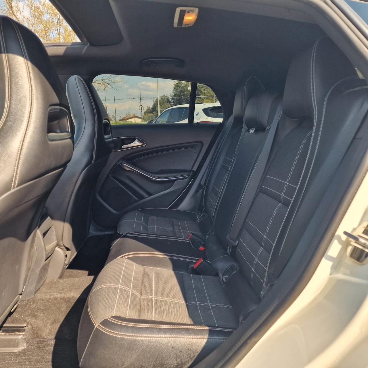 Mercedes-benz CLA 200 d S.W. Automatic Premium