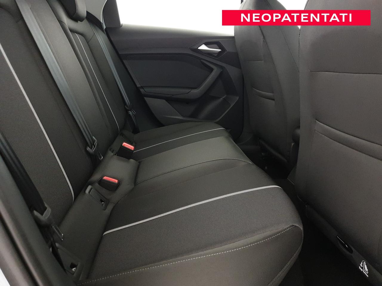 Allstreet 30TFSI 116CV S tronic Identity Contrast