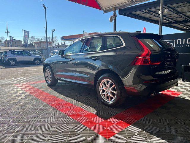 VOLVO XC60 B4 (d) AWD Geartronic Momentum Pro