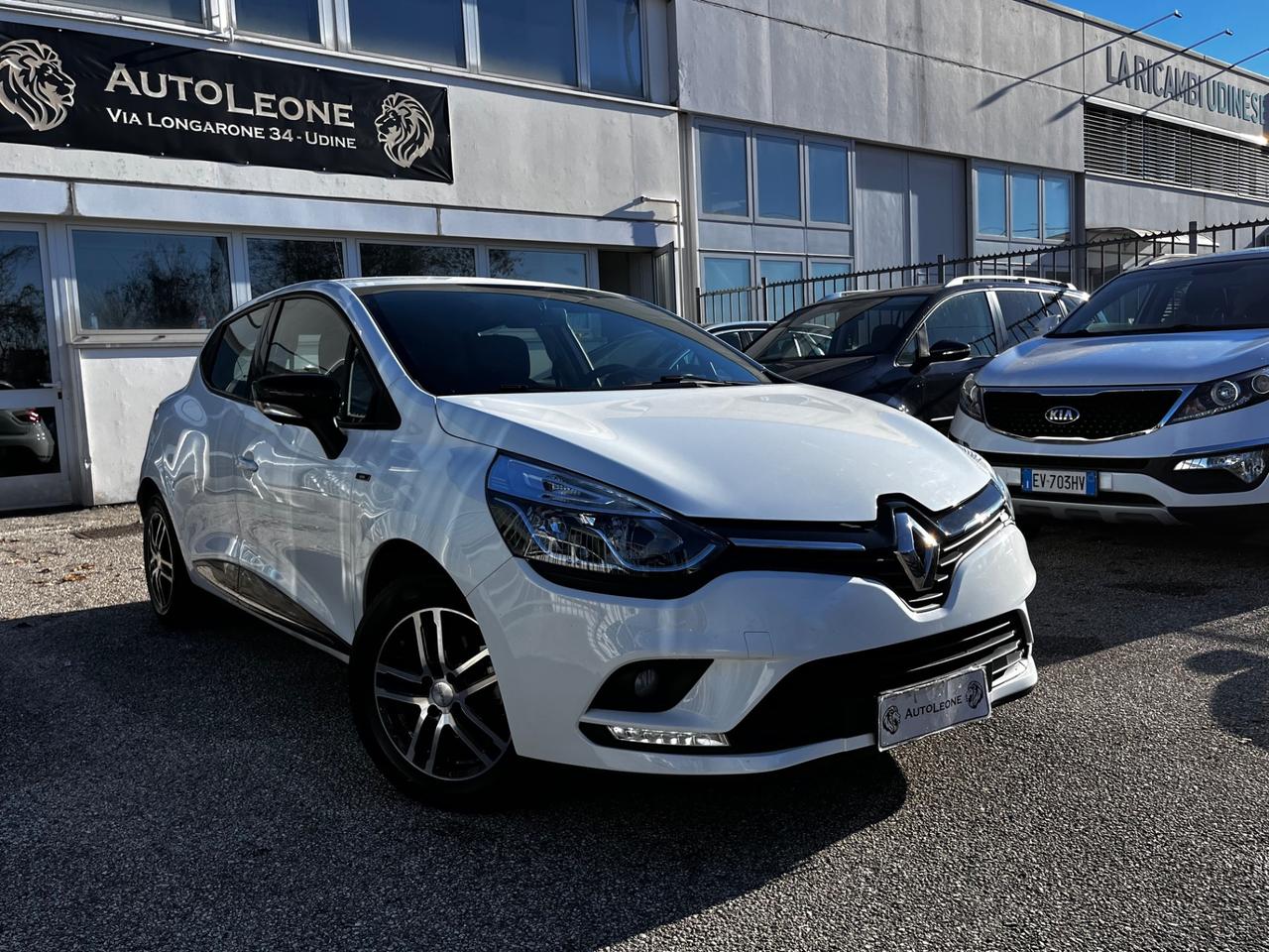 Renault Clio 0.9TCe 75 CV 5 p. MOSCHINO OK NEOPATENTI