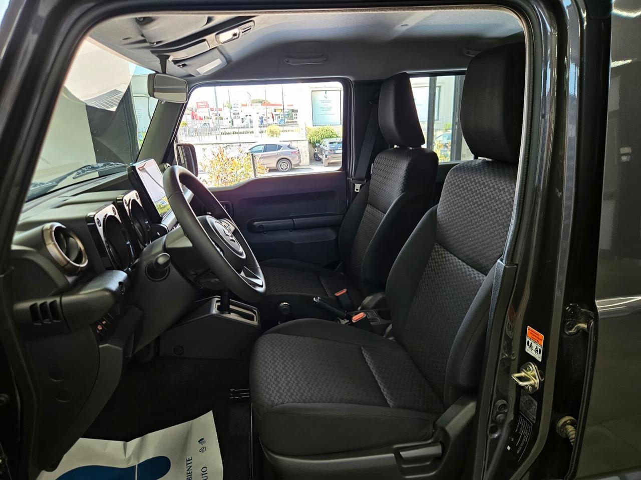 Suzuki Jimny 1.5 BENZINA OMOLOGATO AUTOVETTURA 4 POSTI