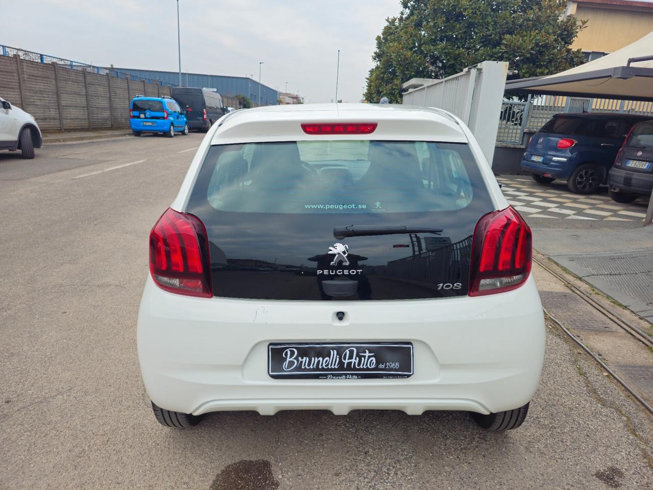 Peugeot 108 5 porte Allure Bleutooth 43.000km