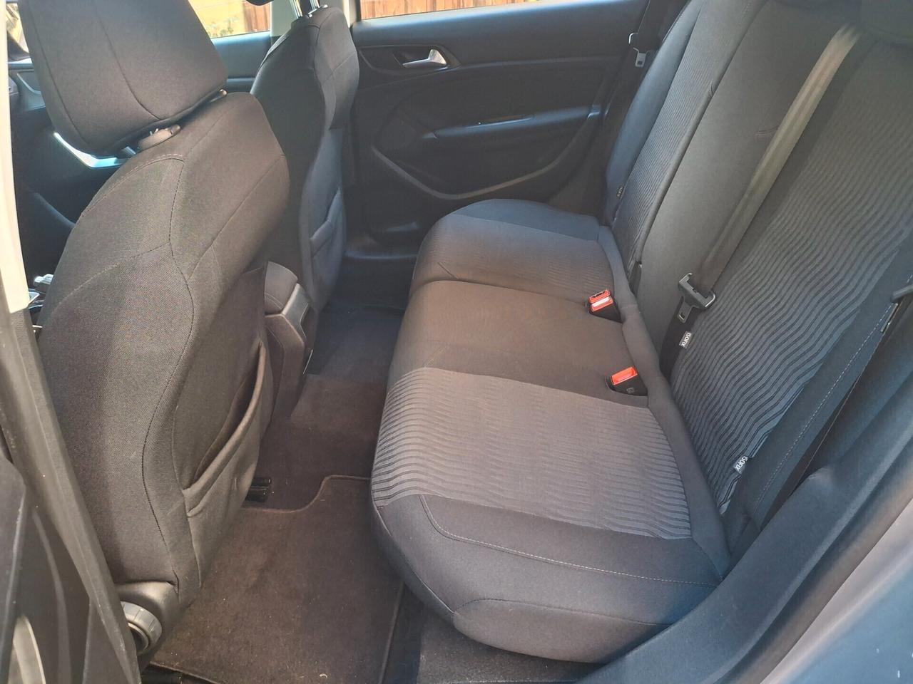 Peugeot 308-1.6 HDi 100 SW Business*SOLO 79000 KM.*