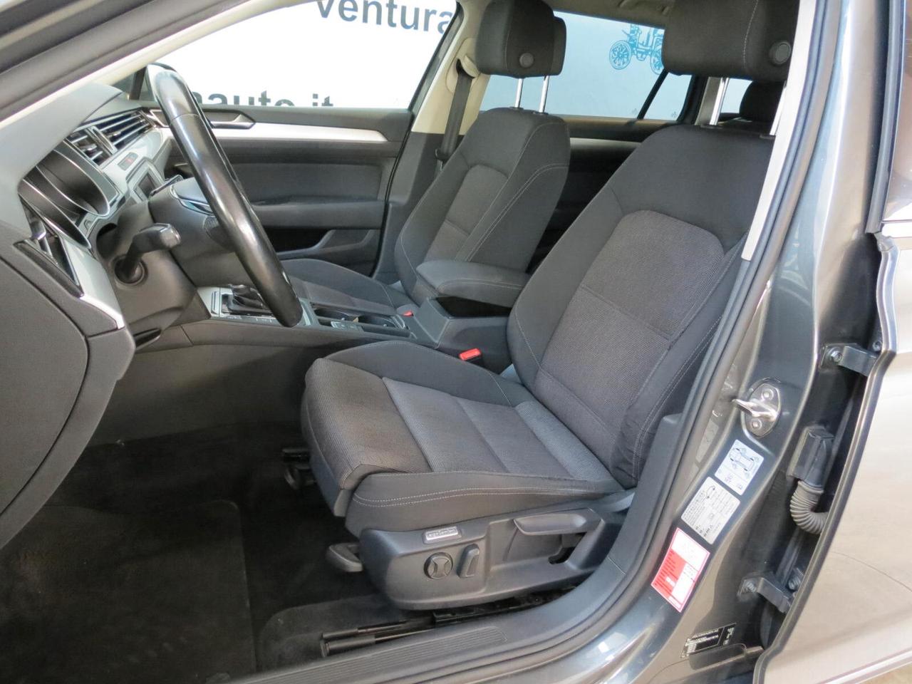 Volkswagen Passat Variant 1.6 TDI 120 cv SCR DSG Business BMT