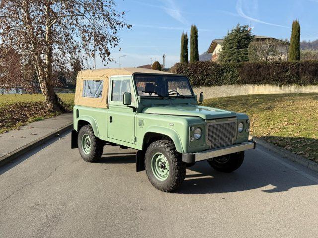 LAND ROVER Defender 300 TDI SOFT TOP 6 POSTI RESTAURO TOTALE