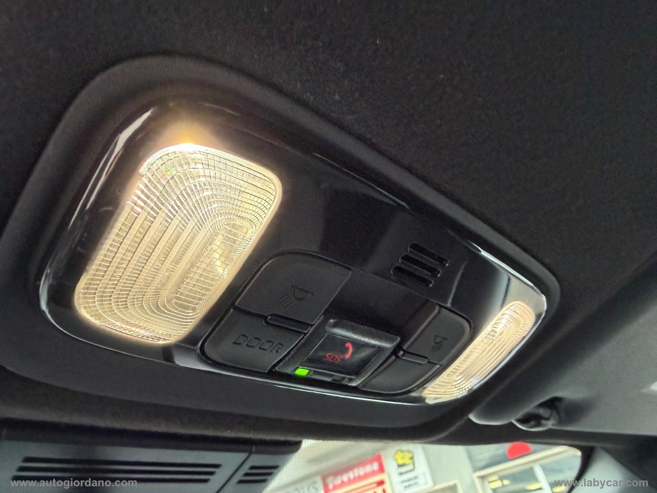 TOYOTA Yaris Cross 1.5 Hyb. 5p. E-CVT AWD Trend Business Plus Pack