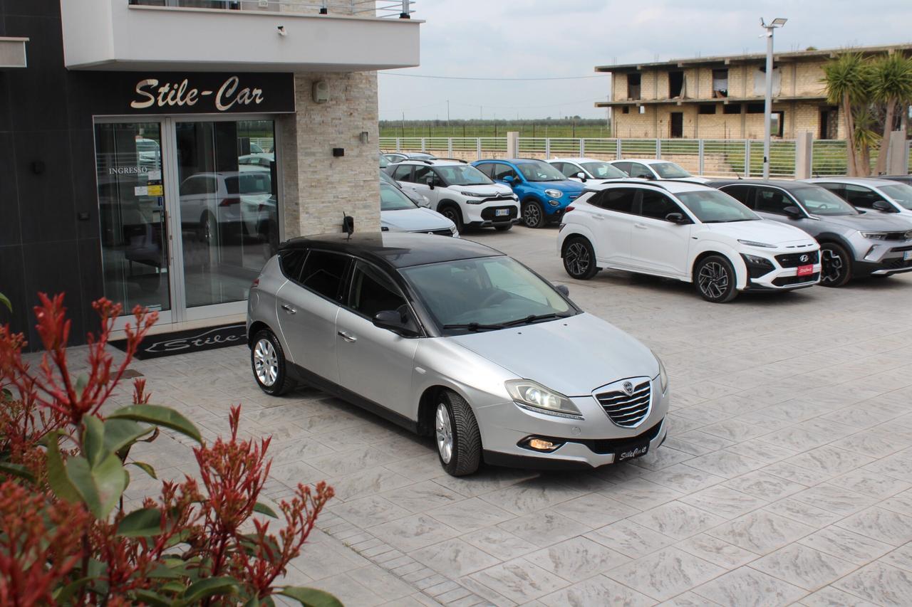 Lancia Delta 2.0 MJT DPF Argento