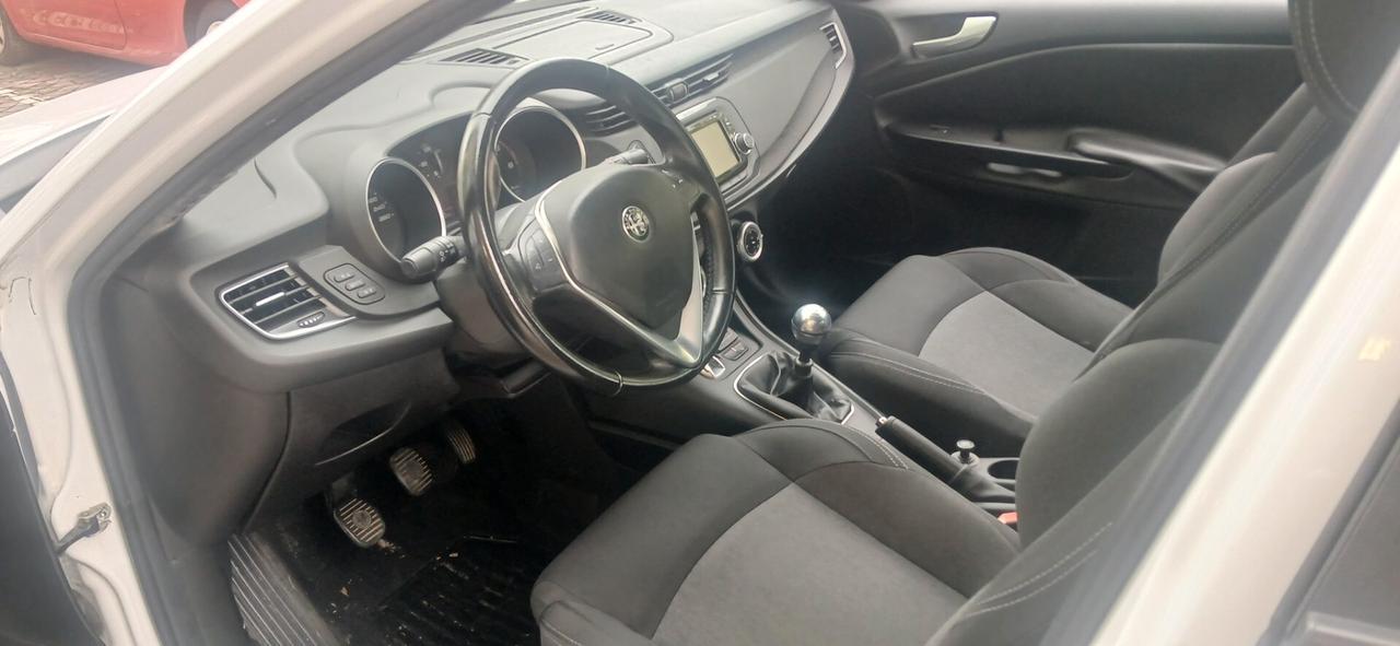 Alfa Romeo Giulietta 1.6 JTDm neopatentati euro 6