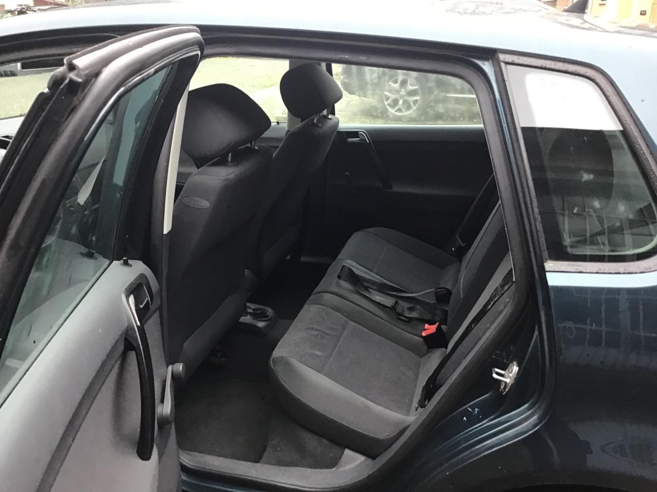 Volkswagen Polo 1.4 16V 5p. Trendline