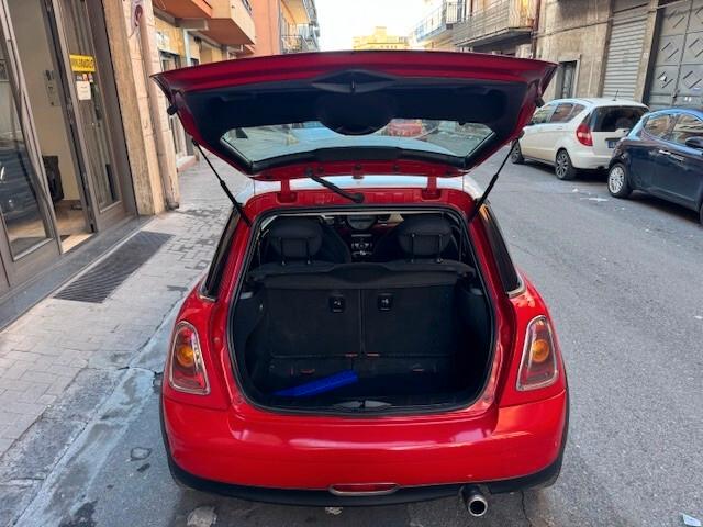 Mini Cooper D 1.6 16V D Pepper