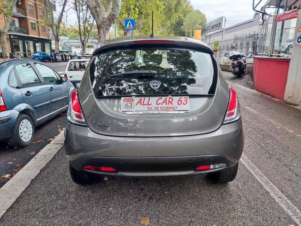 Lancia Ypsilon 1.0 Hybrid SENZA VINCOLI DI FINANZIAMENTO