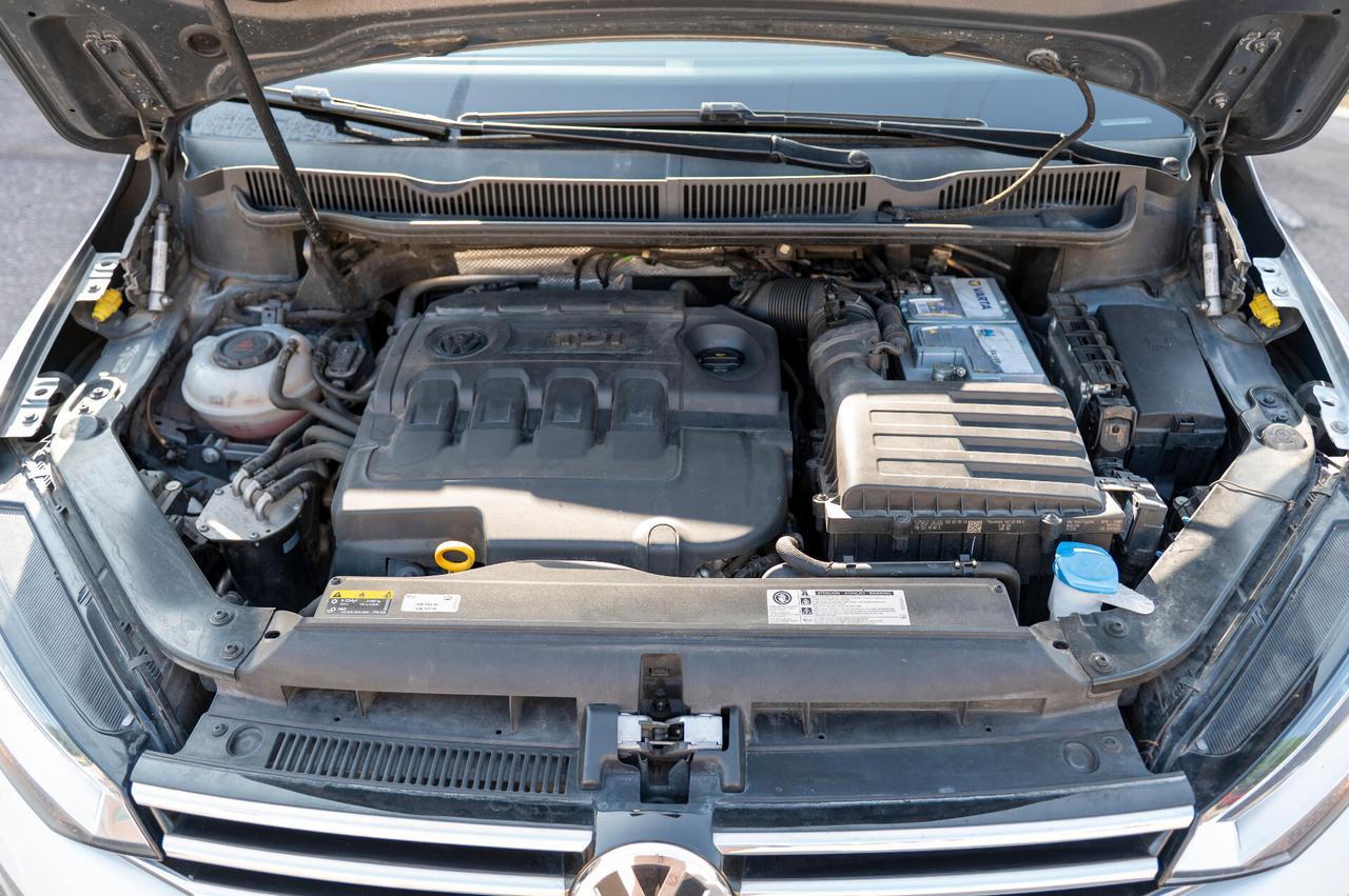 Volkswagen Touran 2.0TDI 7 POSTI