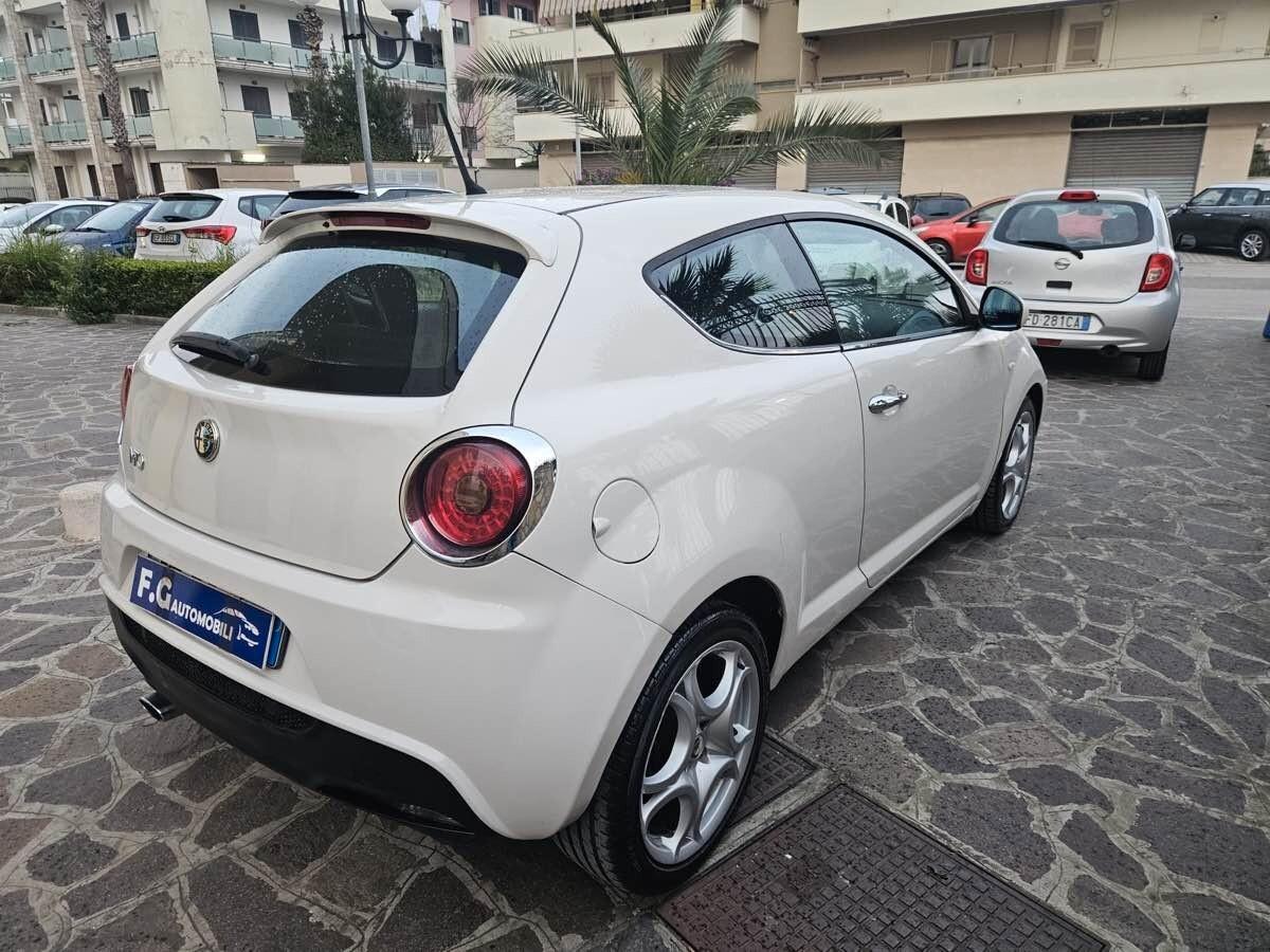 Alfa Romeo MiTo 1.3 JTDm 16V 90 CV Distinctive Sport Pack