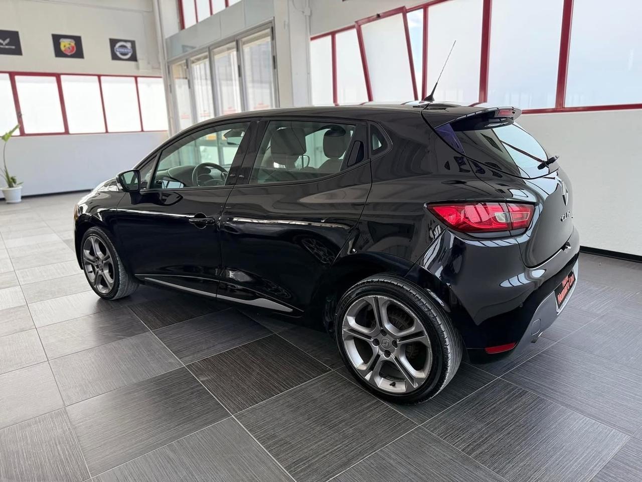 Clio 1.5 dCi 8V 90CV StarteStop 5P GT Line 2015