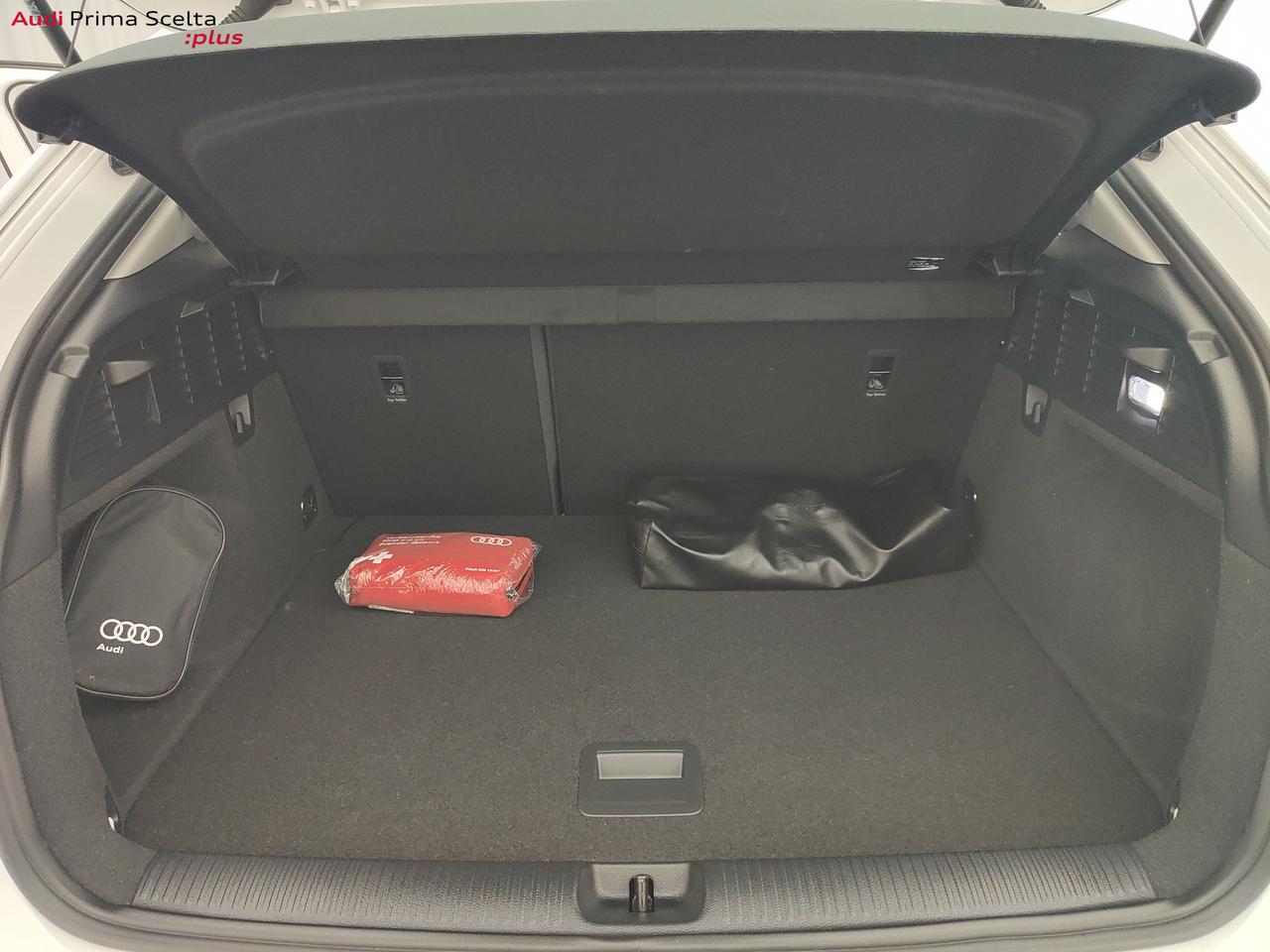 AUDI Q2 - Q2 30 TFSI Admired