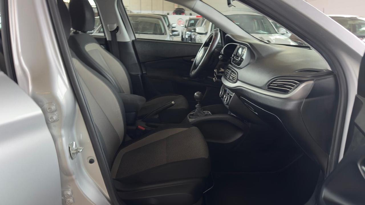 Fiat Tipo 1.4 4 porte LOUNGE