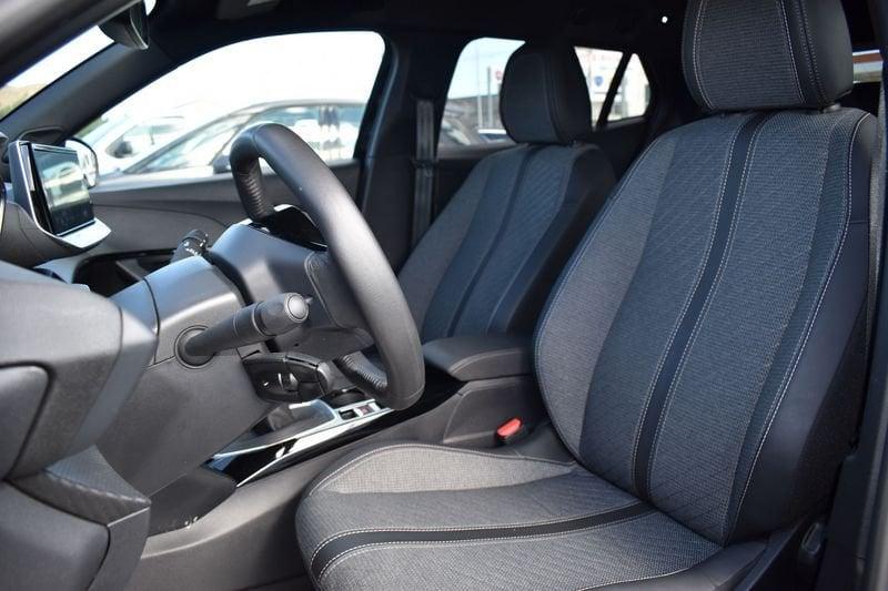 Peugeot 2008 2008 PureTech 100 S&S Allure