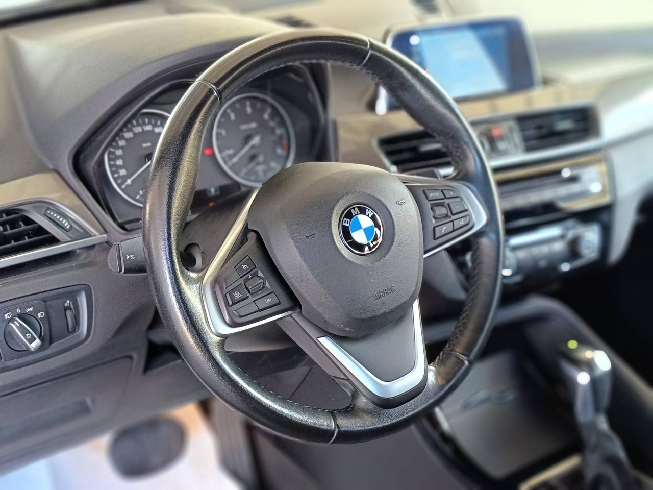 BMW X1 F48 - X1 xdrive18d xLine auto