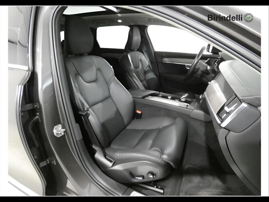 VOLVO V90 (2016-->) - V90 B4 (d) AWD Geartronic Inscription