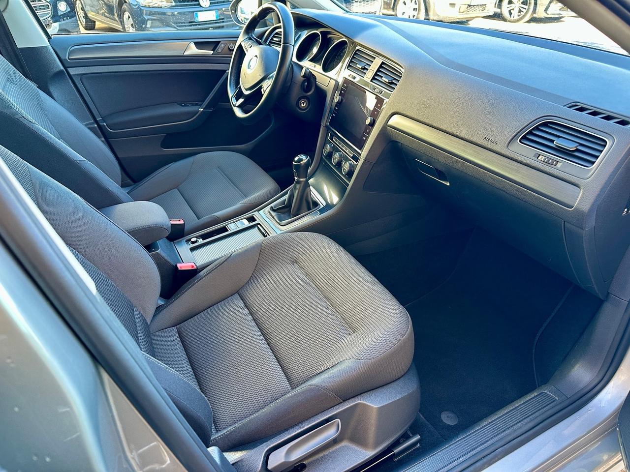 Volkswagen Golf 1.6 TDI 115 CV 5p. Business BlueMotion Technology