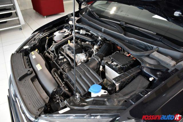 VOLKSWAGEN Taigo 1.0 TSI 95 CV LIFE + R16 BI-COLOR + TECH PACK + LI