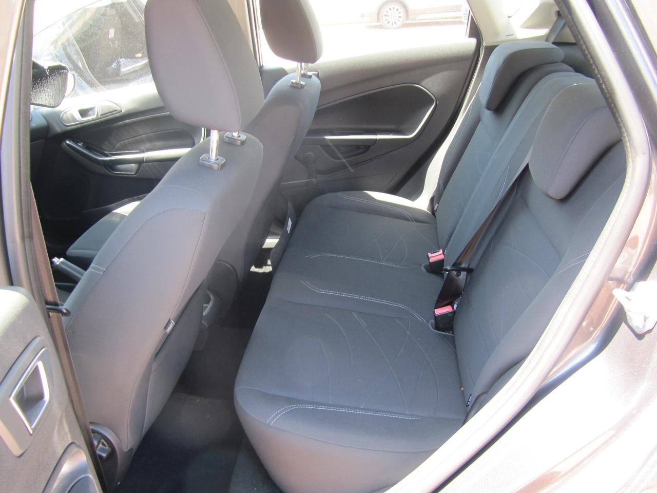 Ford Fiesta Plus 1.5 TDCi 75CV 5 porte
