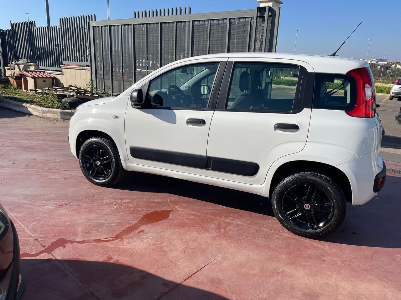 Fiat Panda 0.9 TwinAir Turbo Natural Power Lounge