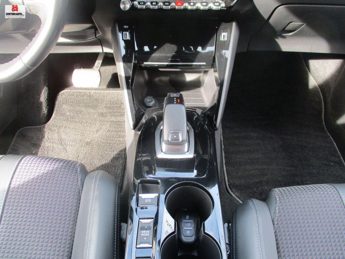 PEUGEOT 2008 PureTech 130 S&S EAT8 GT-2021 FULL