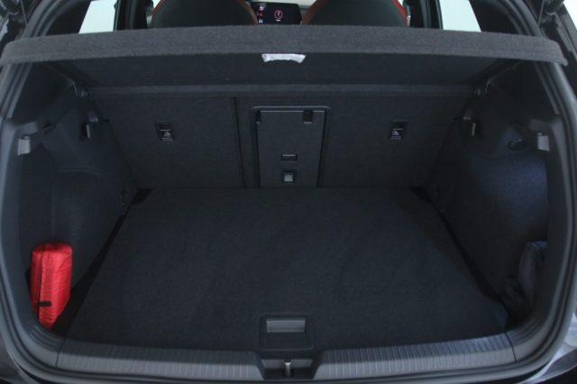 VOLKSWAGEN Golf GTI 2.0 TSI GTI DSG Black Style plus