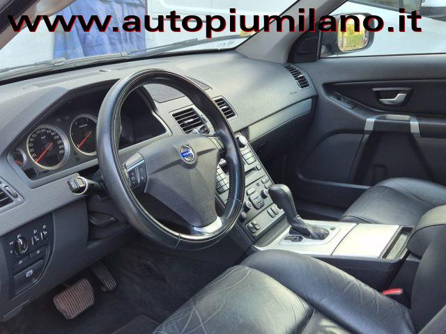 VOLVO XC90 D5 AWD Geartronic Momentum