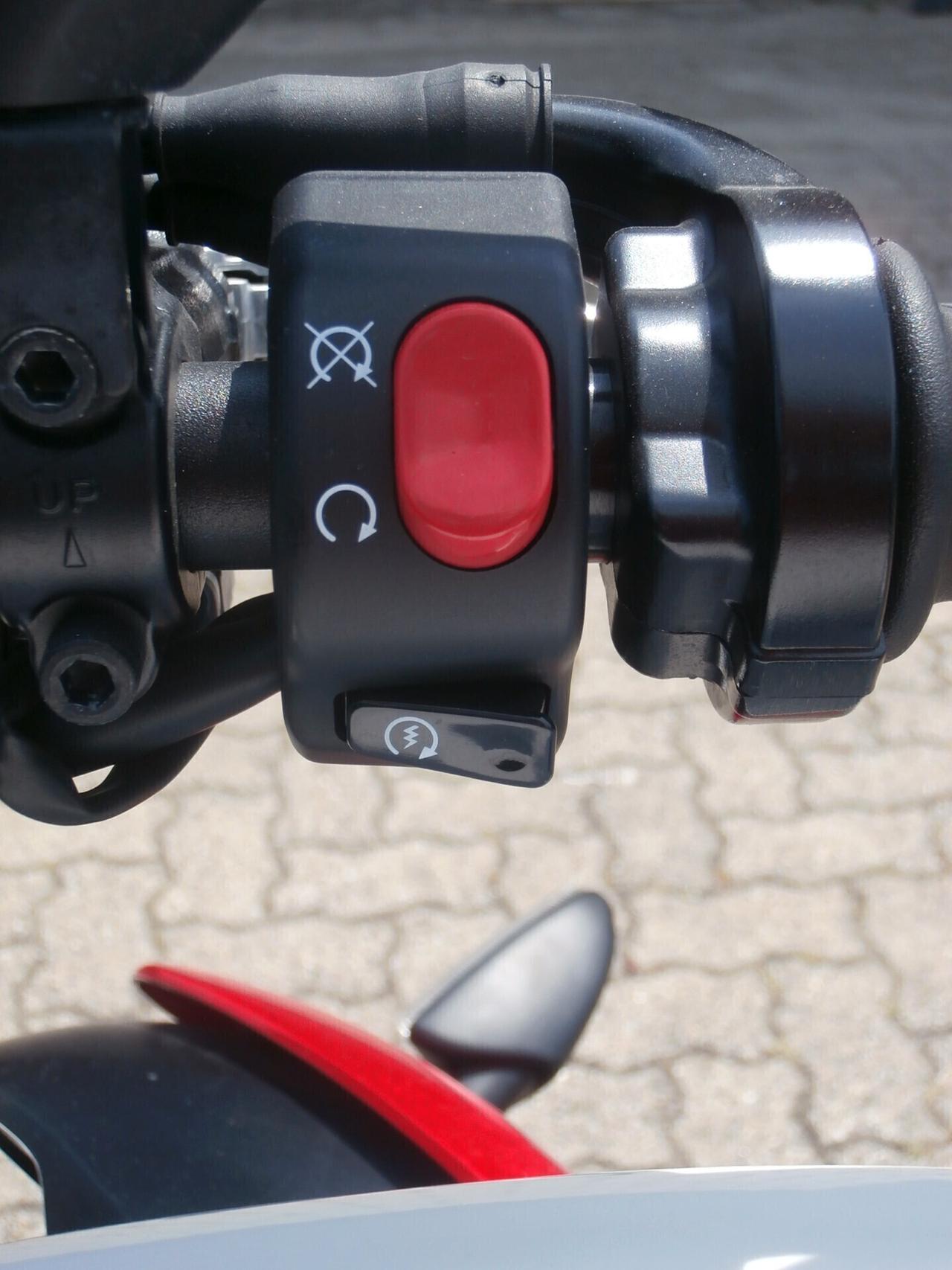 Triumph Street Triple R ABS del 2017 compreso trapasso-tagliando-garanzia